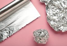Postavite list aluminijske folije pored vrata: do jutra ćete riješiti veliki problem.