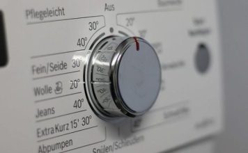 Stavite 1 sastojak u veš mašinu i podesite program na 60°C: Izbaciće sve nečistoće i prati kao nova