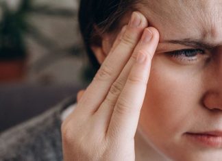 Kako prepoznati migrenu: 10 simptoma neurološkog oboljenja koje menja život