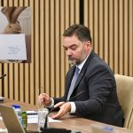 Sramotan potez: Staša Košarac poslao Christianu Schmidtu šljem nacističke vojske