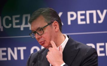 Vučić negira umiješanost u “Sarajevo safari” i najavljuje milionske tužbe: Na Palama sam bio jer znam engleski jezik