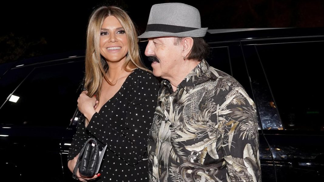 e43d856e-8c1e-4a5a-a38a-b660a4e19be1