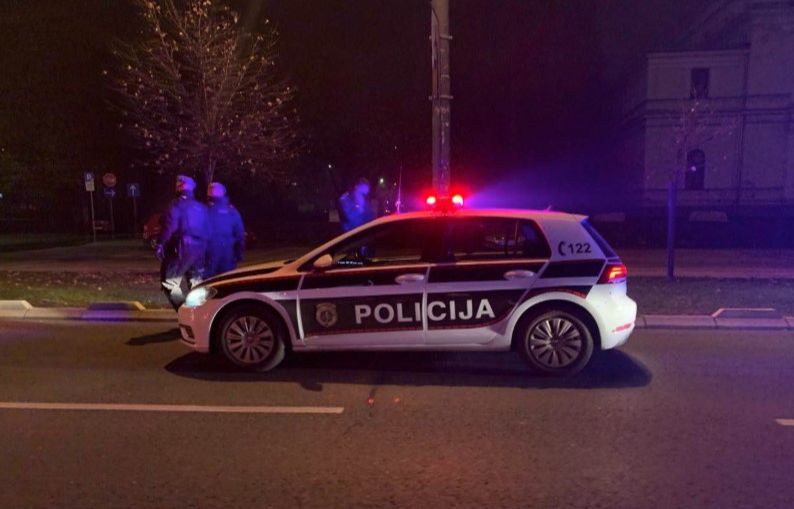 ef671497-6719-4ad0-a167-8db3be583e86